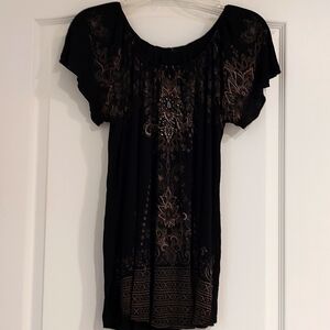 A Bohemian Women's Size Large Vanilla Sugar Peasant Top